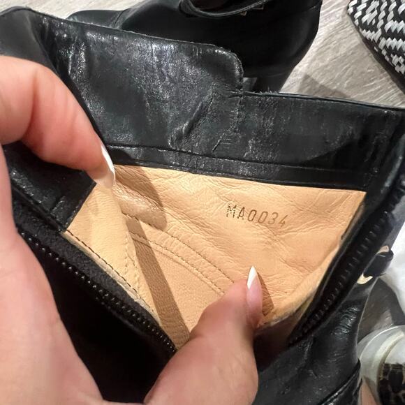 Louis Vuitton Round Toe Black Leather Heeled Boot Size EU 37 - Picture 7 of 9